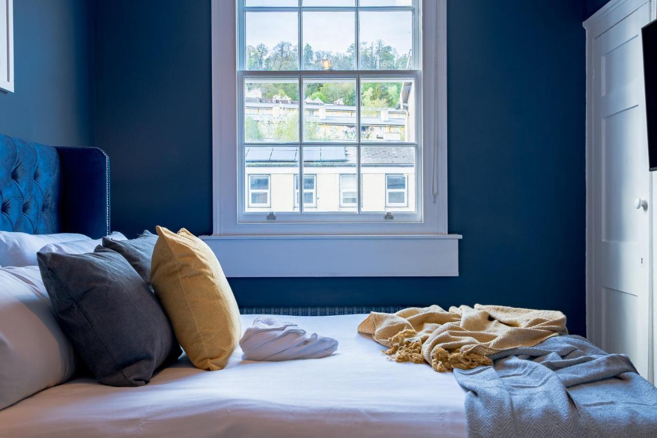 Luxurious Grand 6 Bedroom Home In Bath - Perfect For Groups & Sleeps 12! المظهر الخارجي الصورة